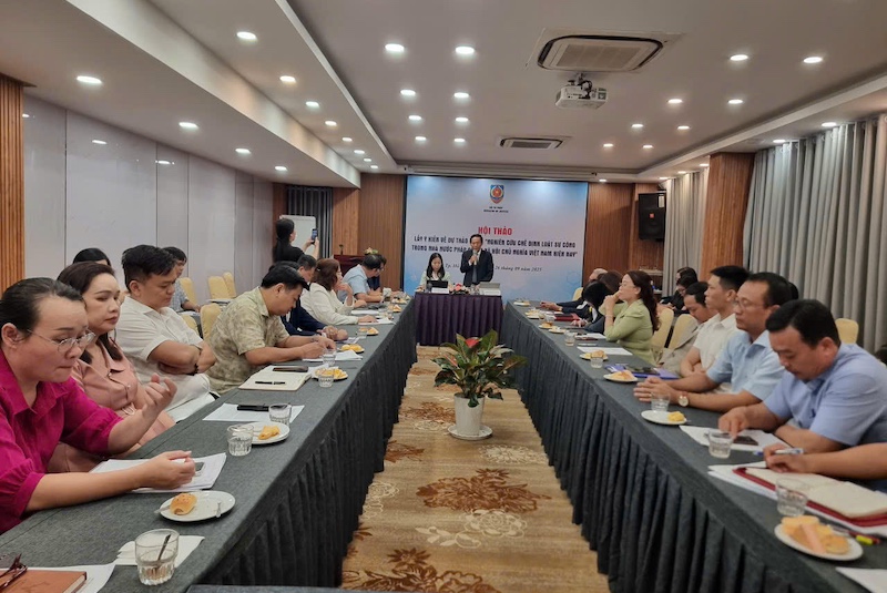 Bộ Tư pháp tổ chức hội thảo về chế định luật sư công